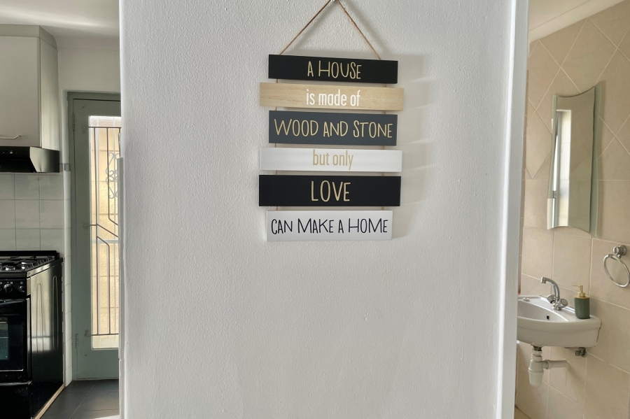 To Let 3 Bedroom Property for Rent in Strandfontein Western Cape
